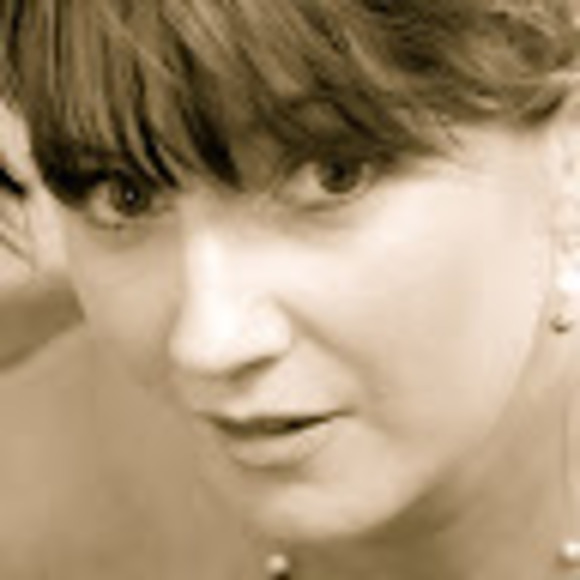 Meet your Posher, Amy - Picture 1 of 1